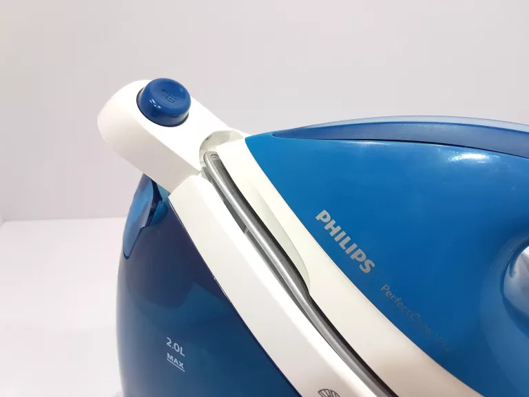 ŻELAZKO Z GENERATOREM PARY PHILIPS PERFECTCARE VIVA GC7054
