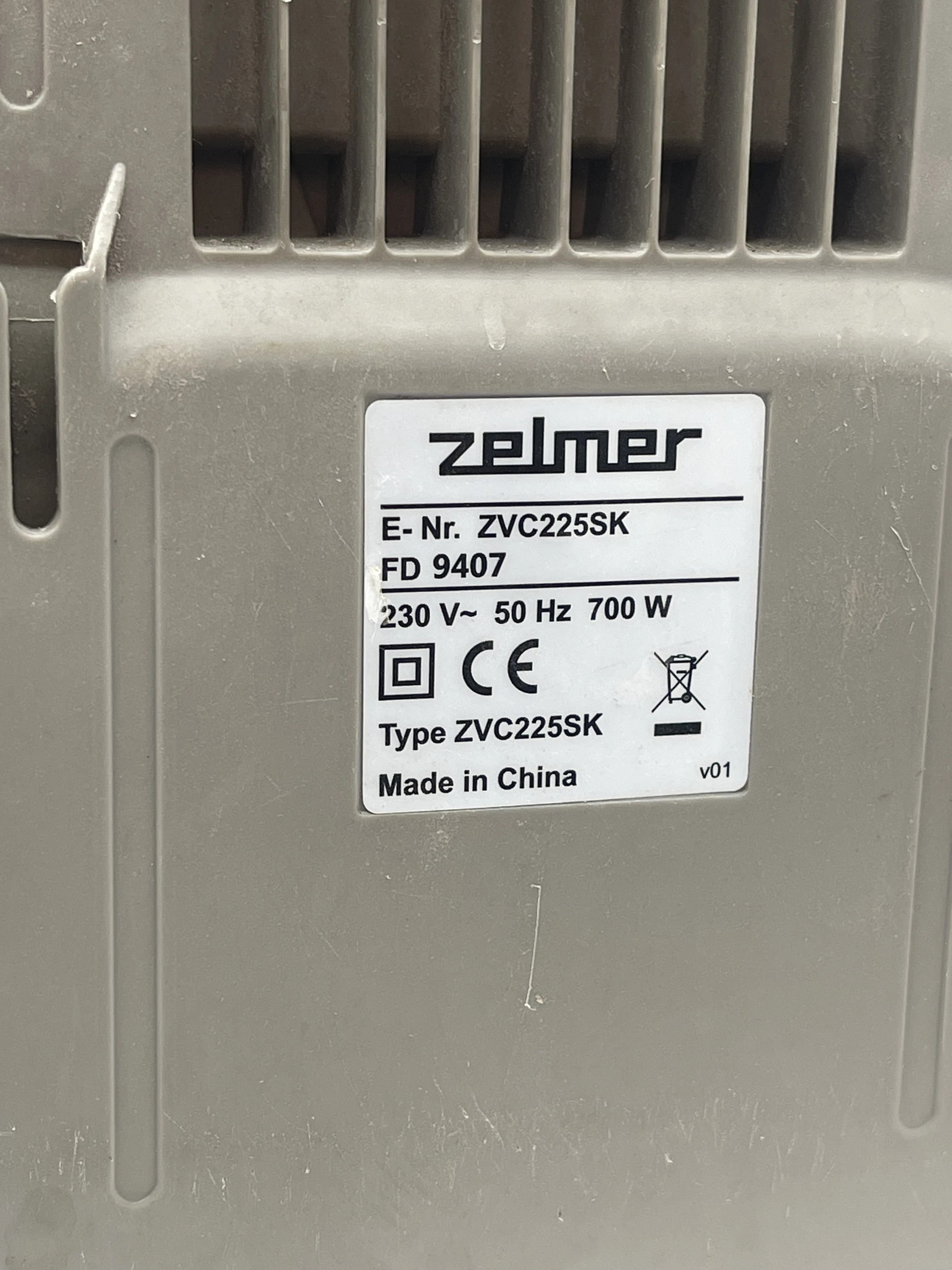 uszkodzony-odkurzacz-zelmer-roto-rury-moc-800