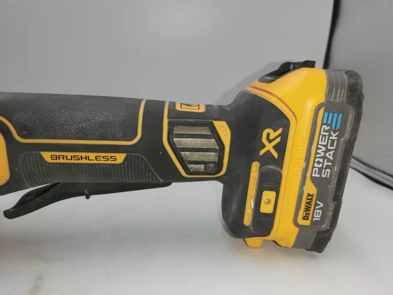 SZLIFIERKA KĄTOWA AKUMULATOROWA DEWALT DCG406 + AKU POWER STACK 1,7AH 18V