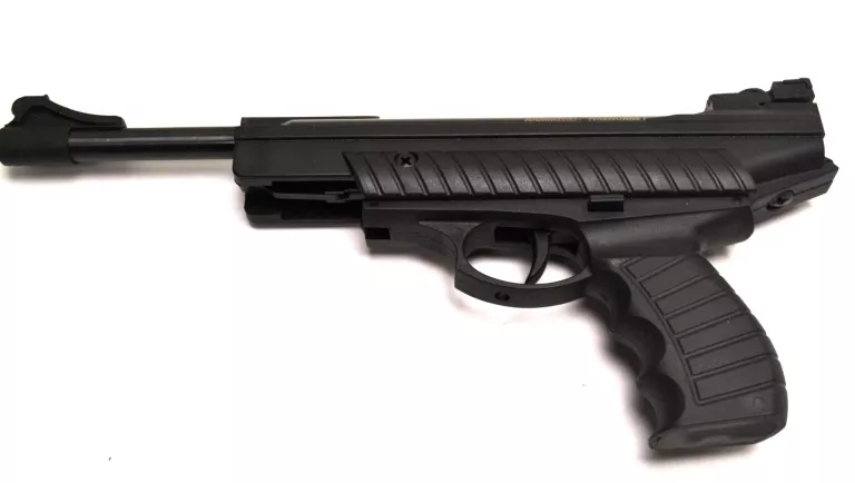 WIATRÓWKA PISTOLET HAMMERLI FIREHORNET 4,5 + PUDEŁKO