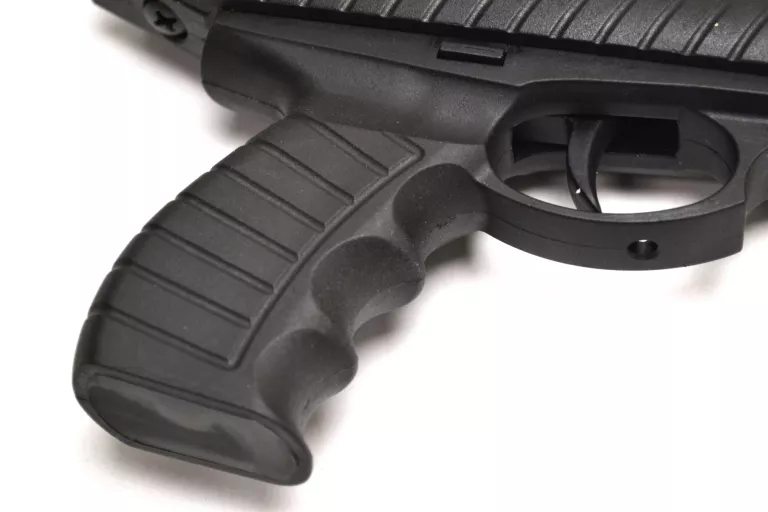 WIATRÓWKA PISTOLET HAMMERLI FIREHORNET 4,5 + PUDEŁKO
