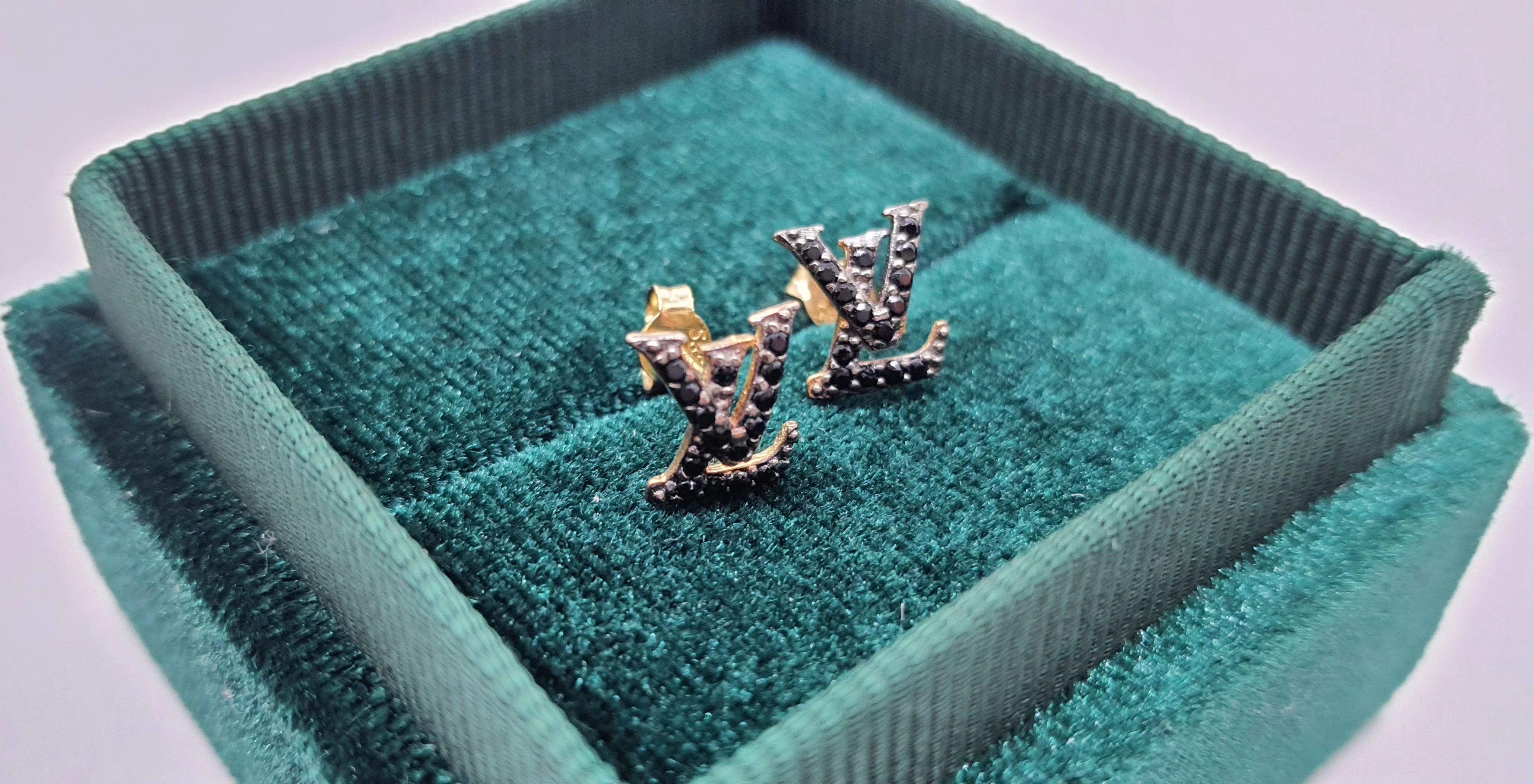 zlote-kolczyki-lv-585-114gr-sobieskiego-14-jelenia-gora-sj