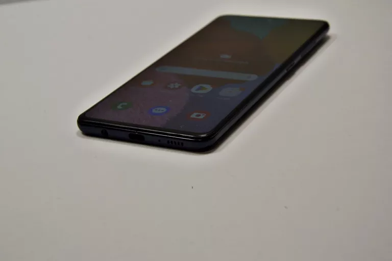 SAMSUNG GALAXY A51
