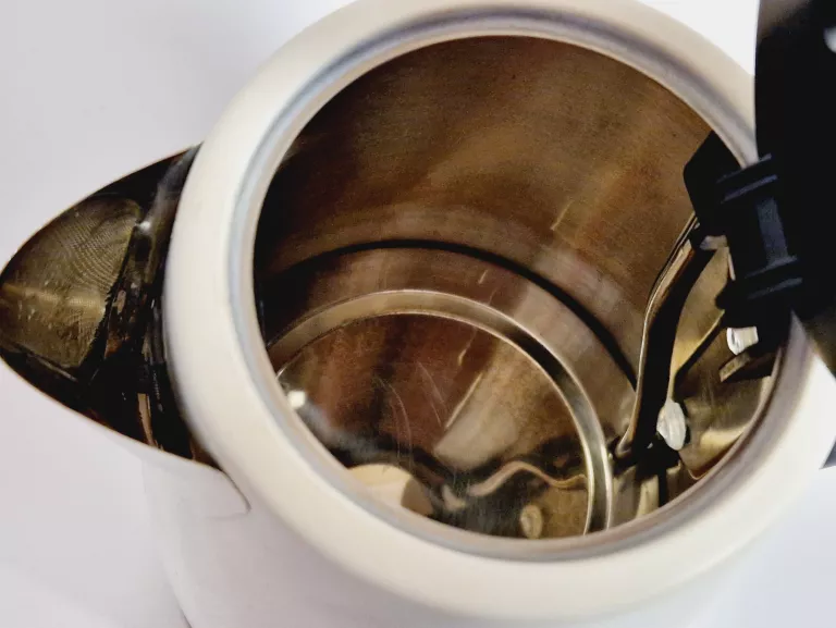 CZAJNIK ELEKTRYCZNY DUKA MODERN 1,7 L BIAŁY