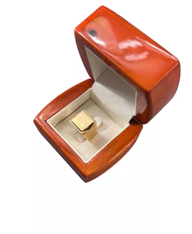 zloty-sygnet-750p-stan-uzywany