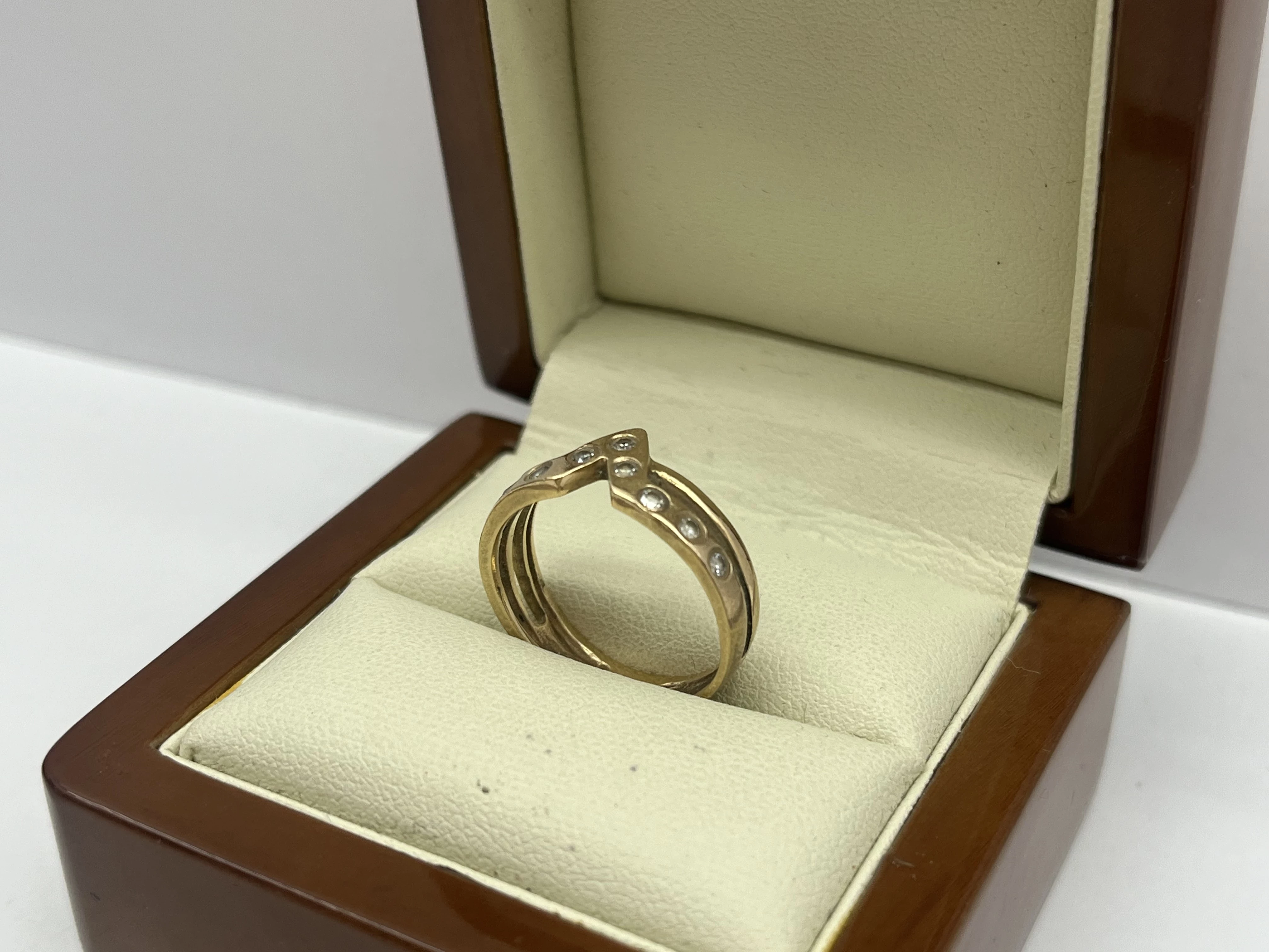 piekny-zloty-pierscionek-pr-585-ean-gtin-5905868206159