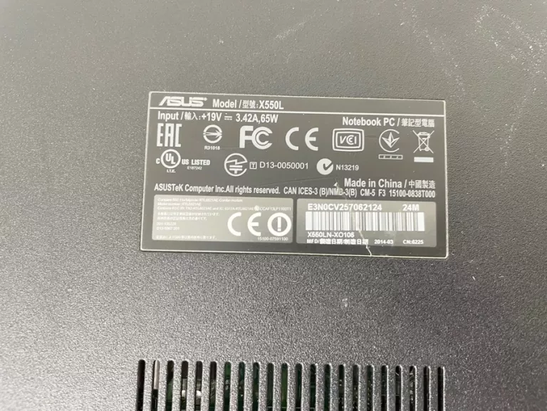 LAPTOP ASUS X550L / OPIS