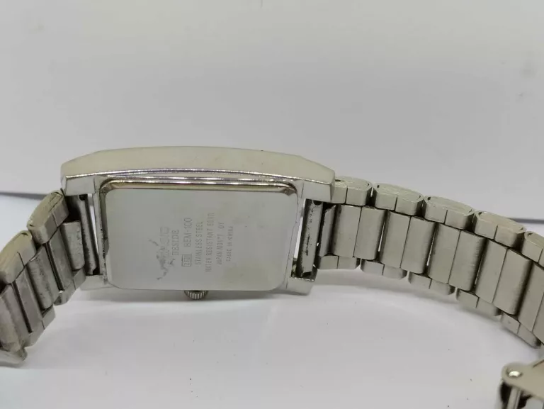 zegarek-meski-casio-bem-100-mechanizm-kwarcowy