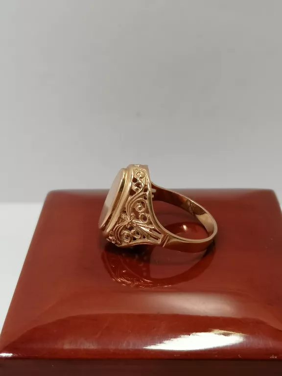 zloty-sygnet-pr585-w-470-r18-cechy-brak