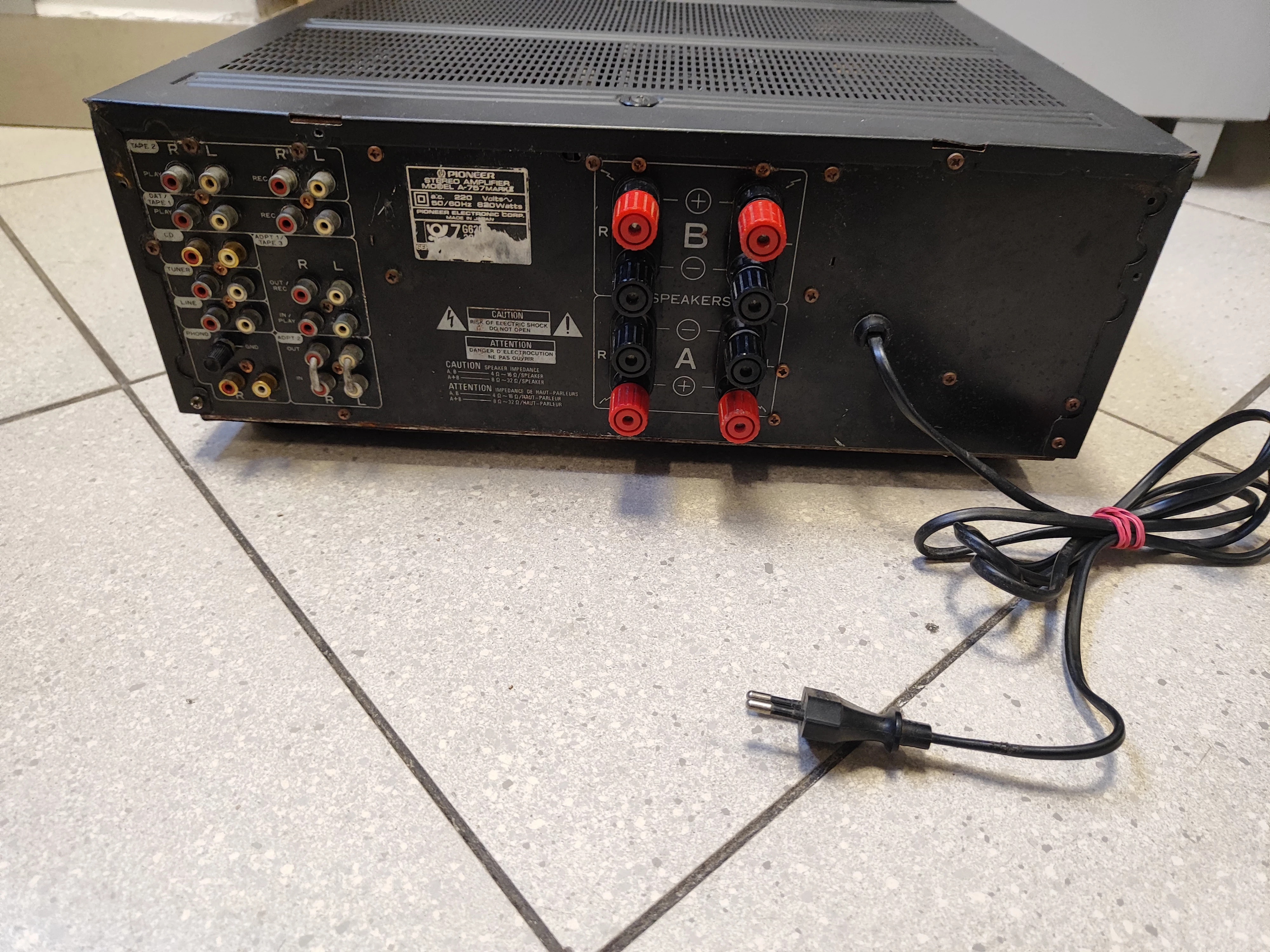 wzmacniacz-pioneer-a-757-mark-ii-opis-kolor-czarny