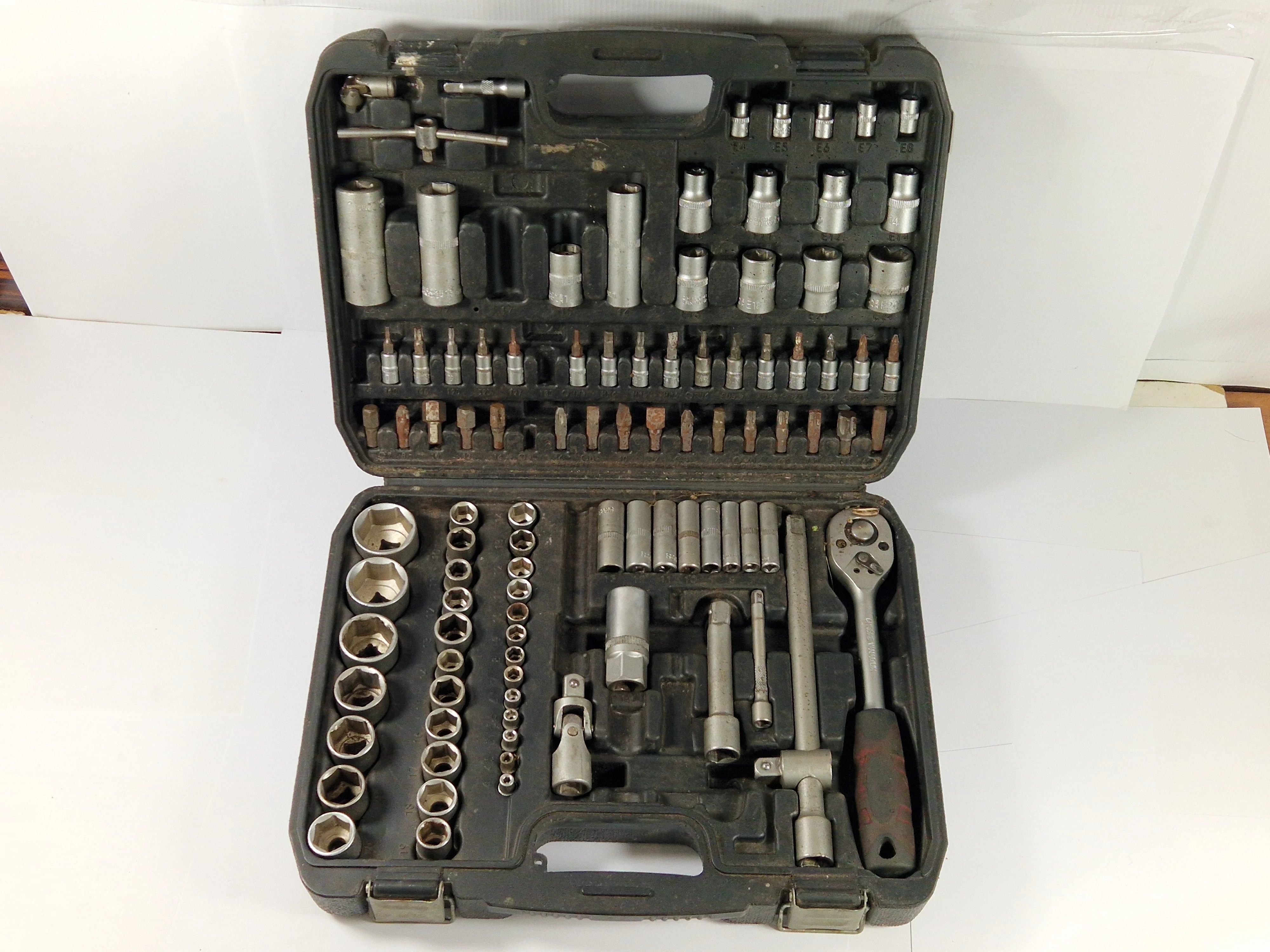 zestaw-kluczy-boxer-108pcs-brak-kilku-el-zamkowa-19-wegorzewo