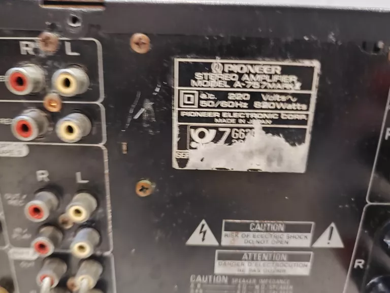 wzmacniacz-pioneer-a-757-mark-ii-opis-liczba-kanalow-2