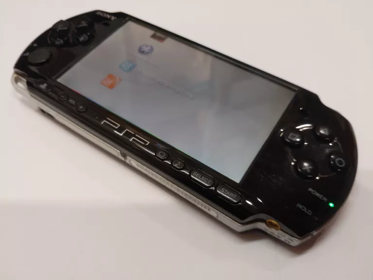 SONY PSP SLIM [PSP3004] + TEST DRIVE UNLIMITED