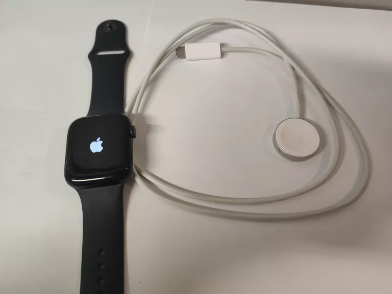 smartwatch-apple-watch-series-7-ean-gtin-0194252593561