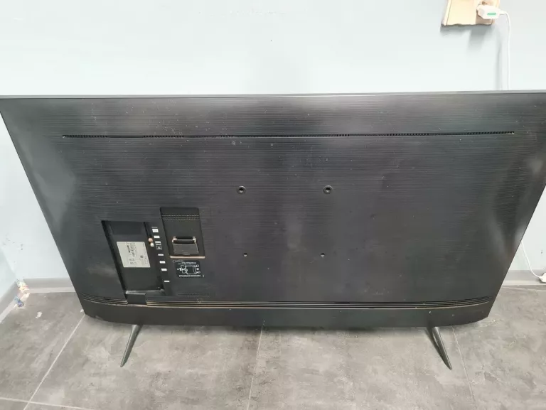 telewizor-samsung-ue55tu7172u-opis-przekatna-ekranu-cale-55