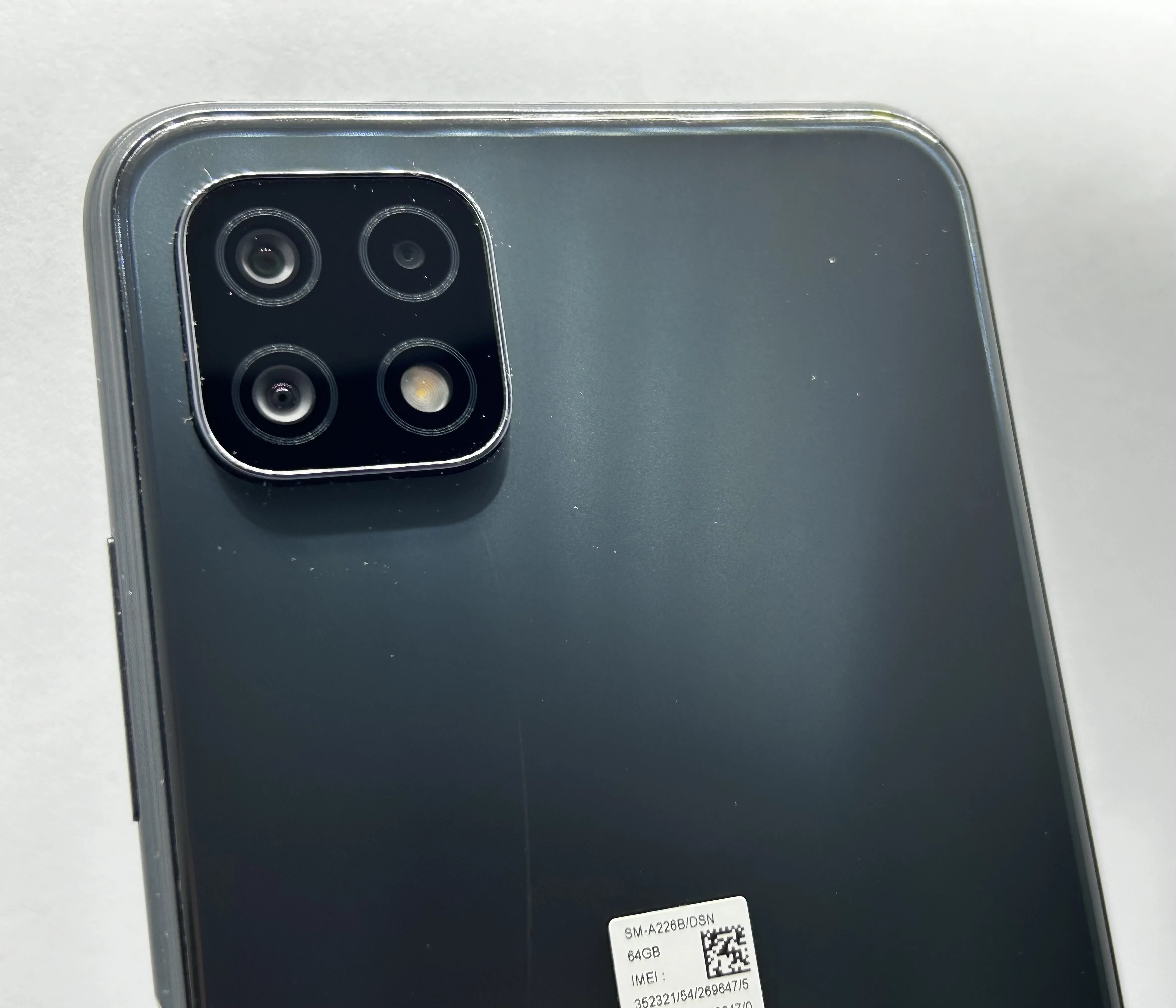 uszkodzony-samsung-galaxy-a22-5g-przekatna-ekranu-660