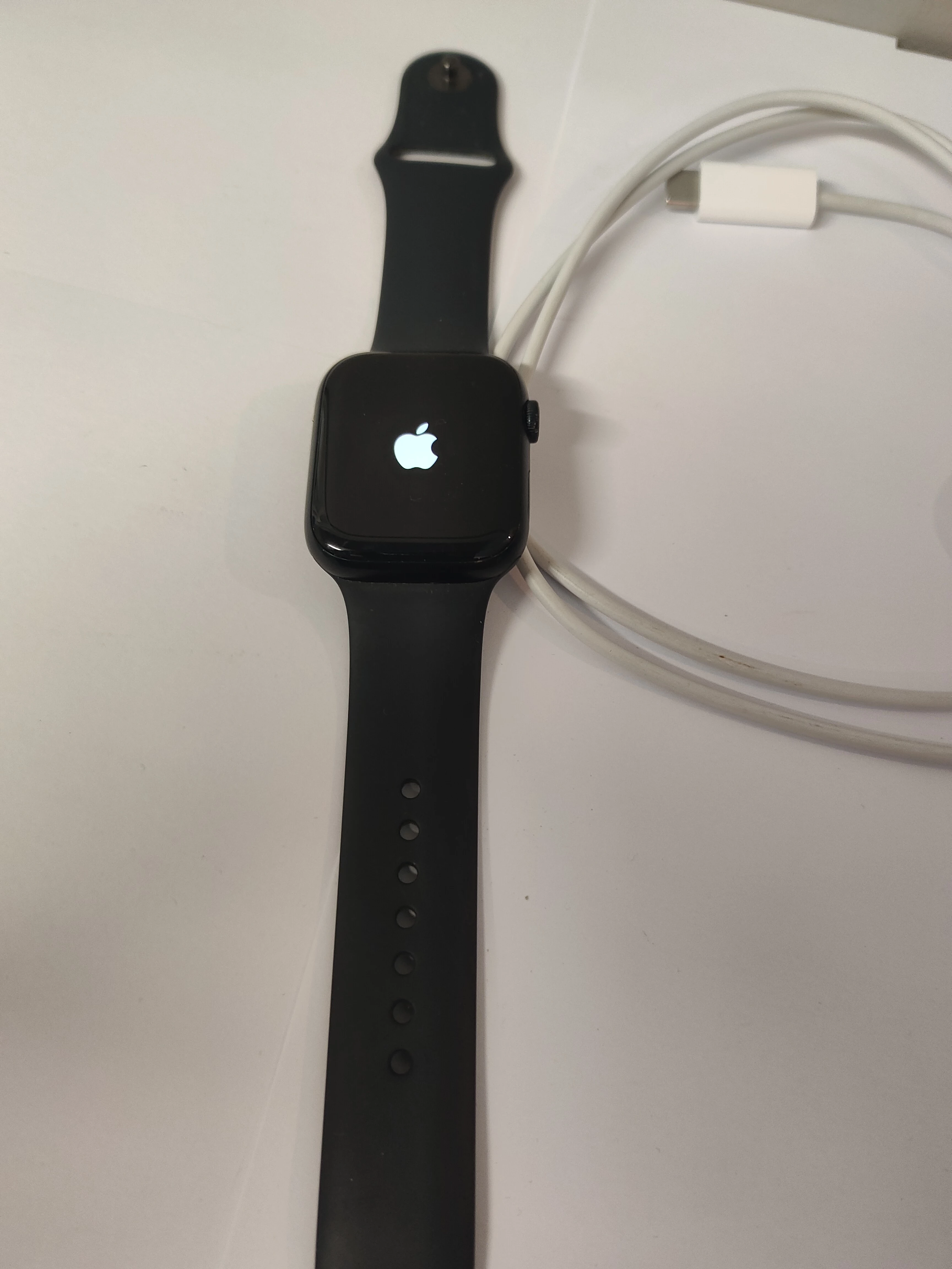 smartwatch-apple-watch-series-7-przybyszewskiego-104-lodz