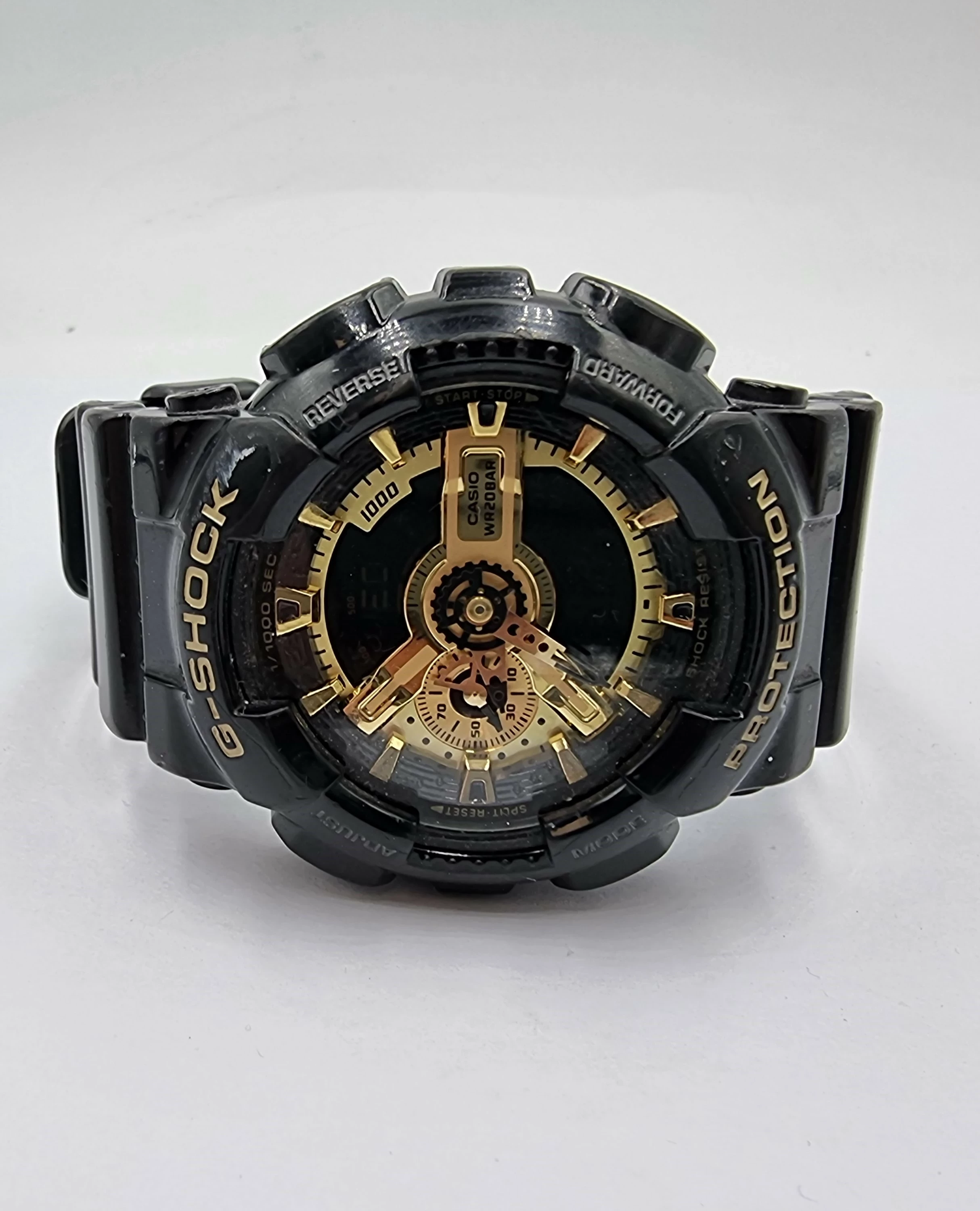 zegarek-g-shock-protection-czarny-rodzaj-analogowe