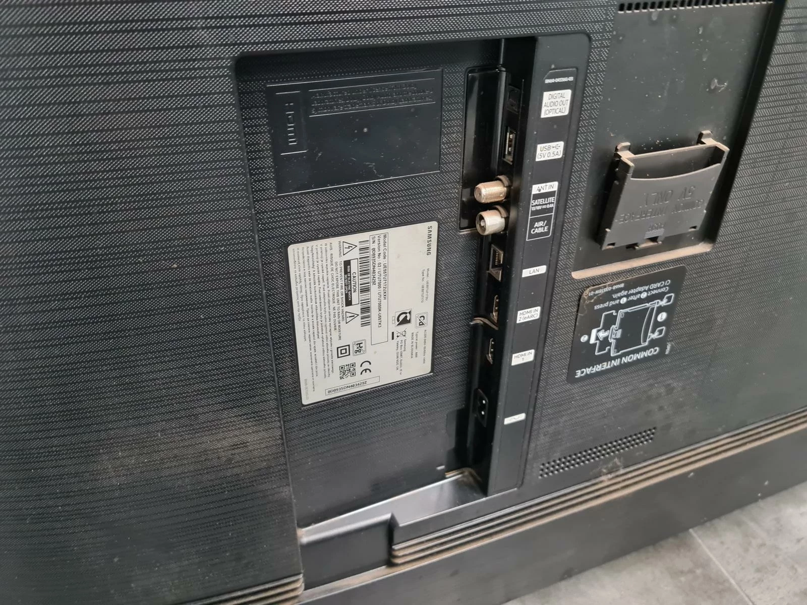 telewizor-samsung-ue55tu7172u-opis-klasa-efektywnosci-energetycznej-b