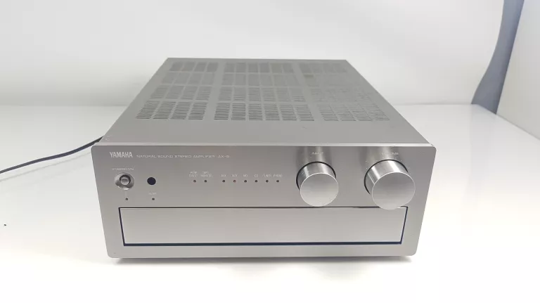 YAMAHA AX-9 STEREO INTEGRATED AMPLIFIER