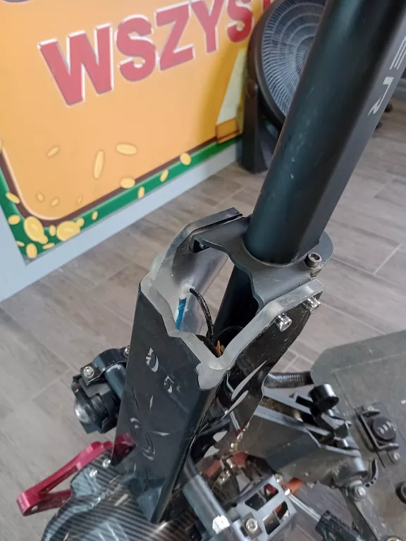 HULAJNOGA ELEKTRYCZNA OBARTER D5