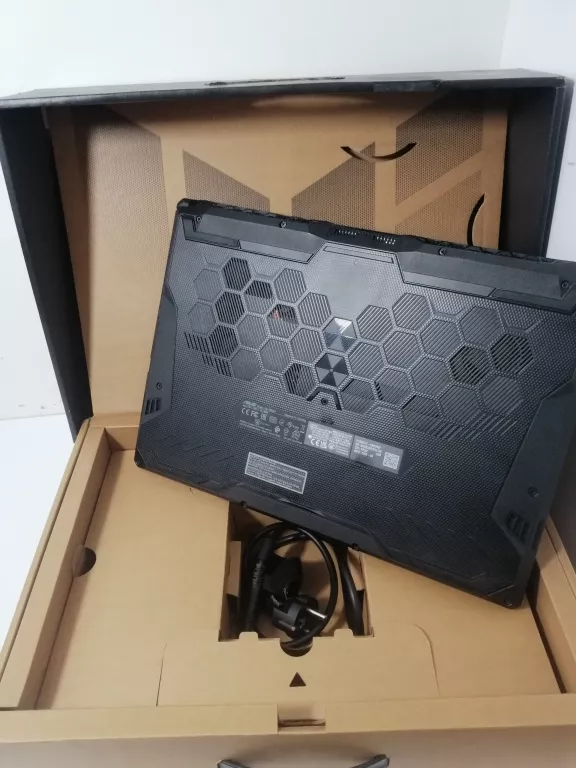 laptop-asus-tuf-gaming-f-15-fx506h-16gb512ssd-stan-uzywany