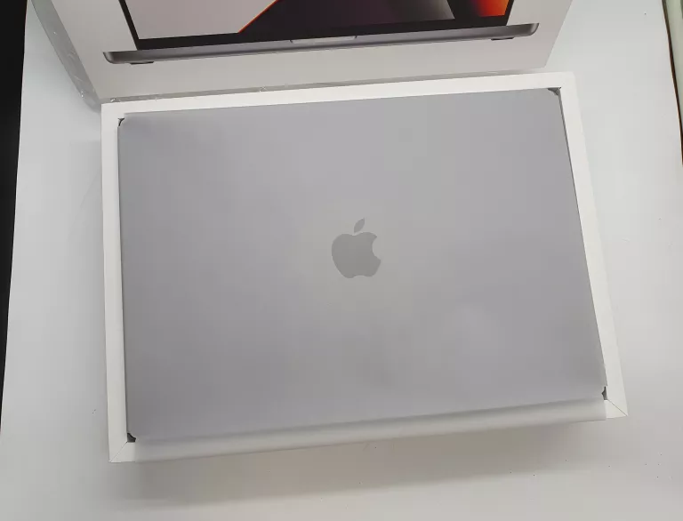 LAPTOP APPLE MACBOOK PRO M1 16-INCH  A2485 GWARANCJA