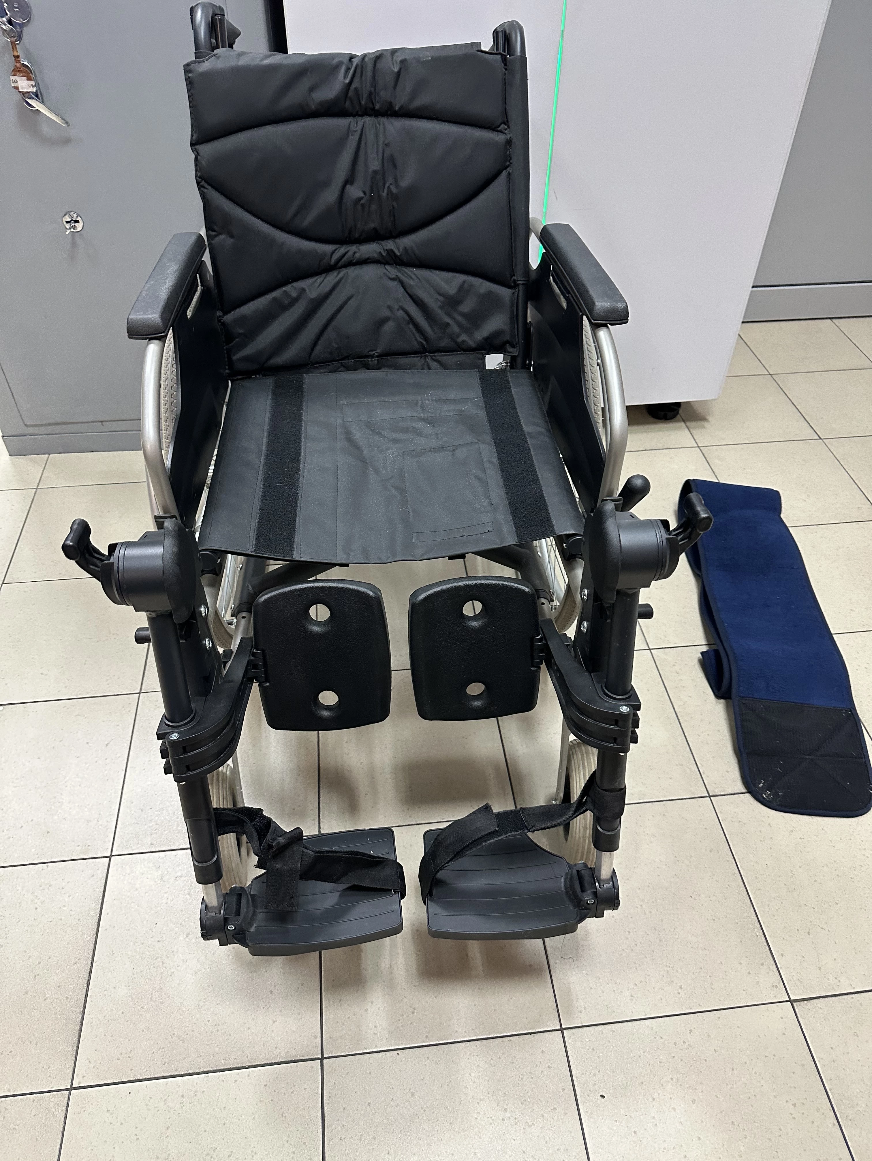 wozek-inwalidzki-specjalny-v300-30-vermeiren-alwojska-polskiego-71-olsztyn