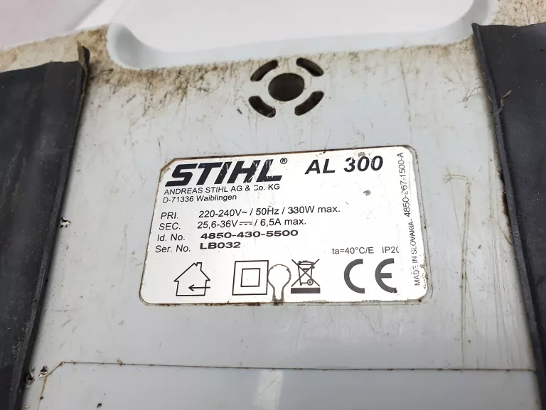 ŁADOWARKA STIHL AL 300