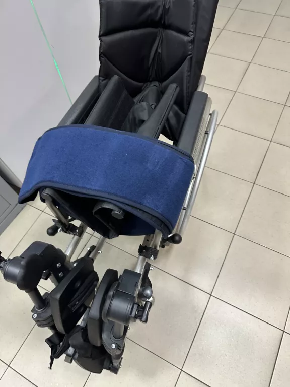 wozek-inwalidzki-specjalny-v300-30-vermeiren-waga-produktu-z-opakowaniem-jednostkowym-12000