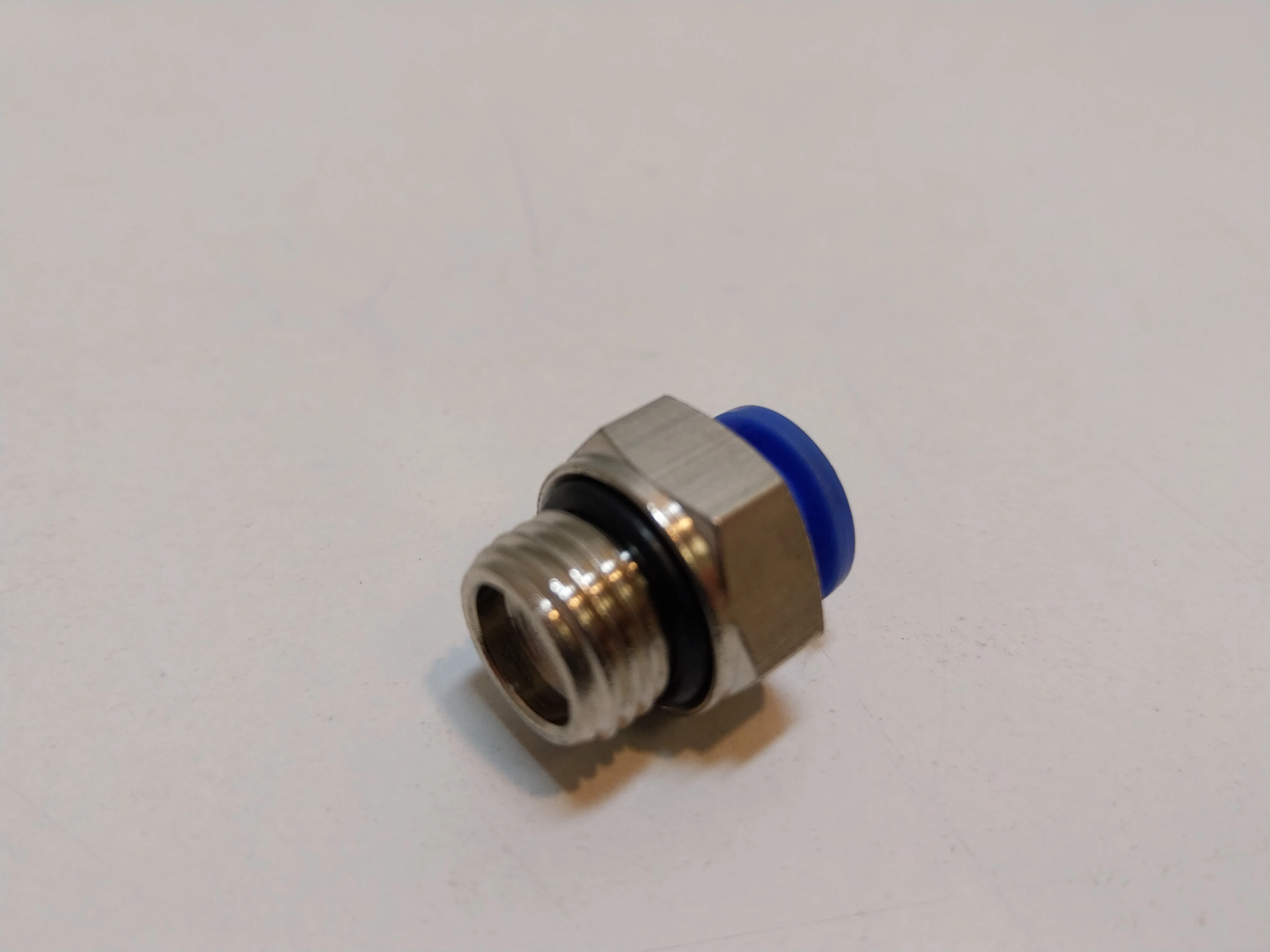 zlaczka-pneumatyczna-wtykowa-prosta-6-osiedle-centrum-d1-krakow