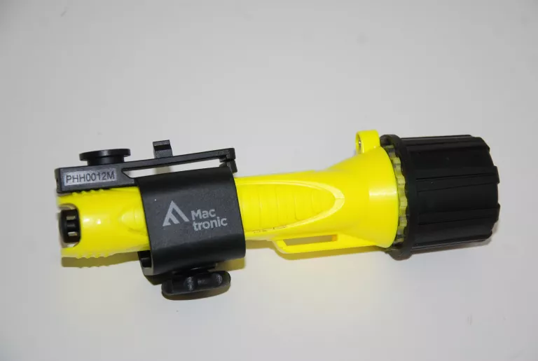 LATARKA RĘCZNA STRAŻACKA MACTRONIC FIRE 02
