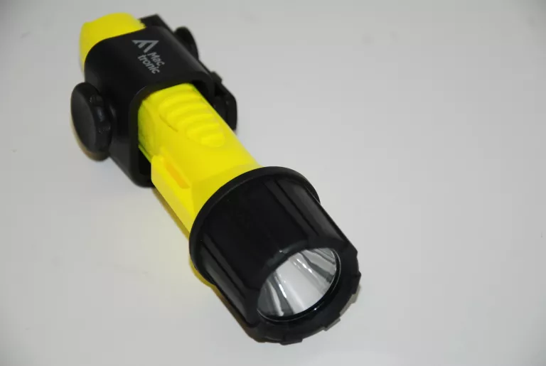 LATARKA RĘCZNA STRAŻACKA MACTRONIC FIRE 02