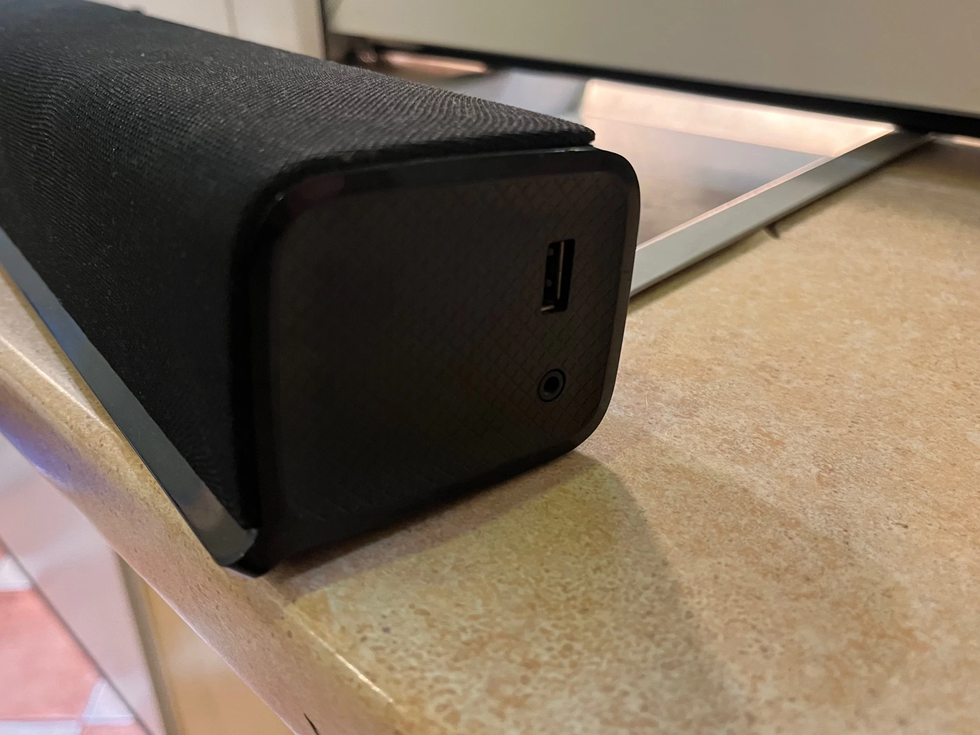 soundbar-philips-htl1180b-zasilacz-pilot-rodzaj-odtwarzanych-nosnikow-nosnik-usb