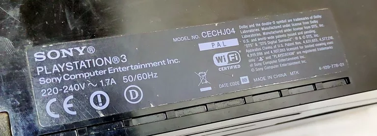KONSOLA PS3 CECHJ04