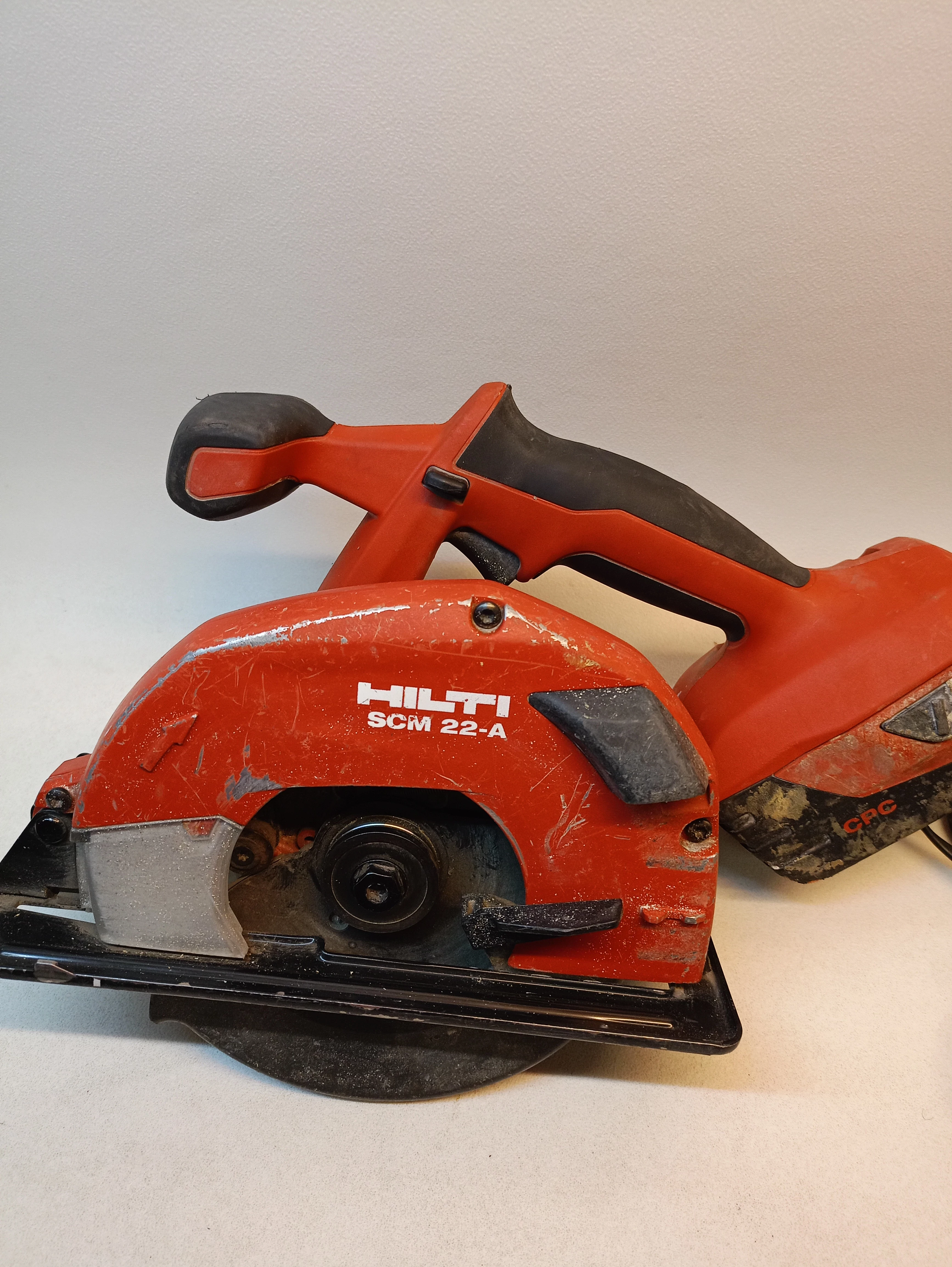 pila-tarczowa-hilti-scm-22-a-product-id-d1e1b1ff-fd72-4a94-bd92-2724718f3084