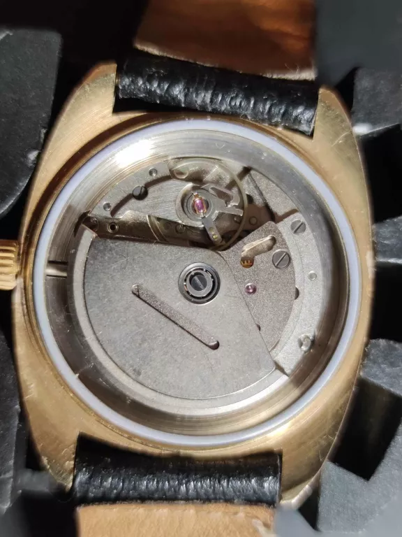 ZEGAREK MĘSKI GLASHUTTE SPEZICHRON 22 RUBIS / POZŁACANY