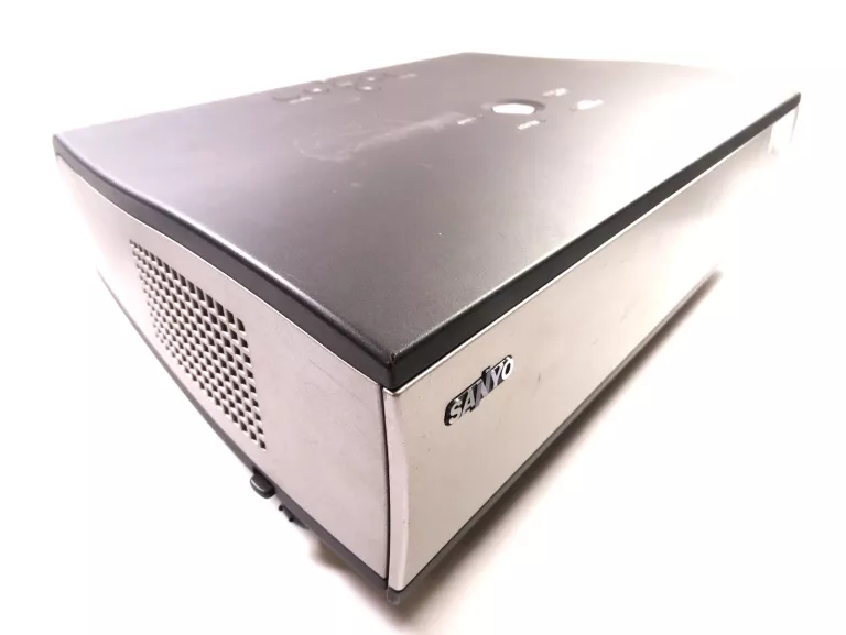 PROJEKTOR SANYO PLV-Z1 USZKODZONY
