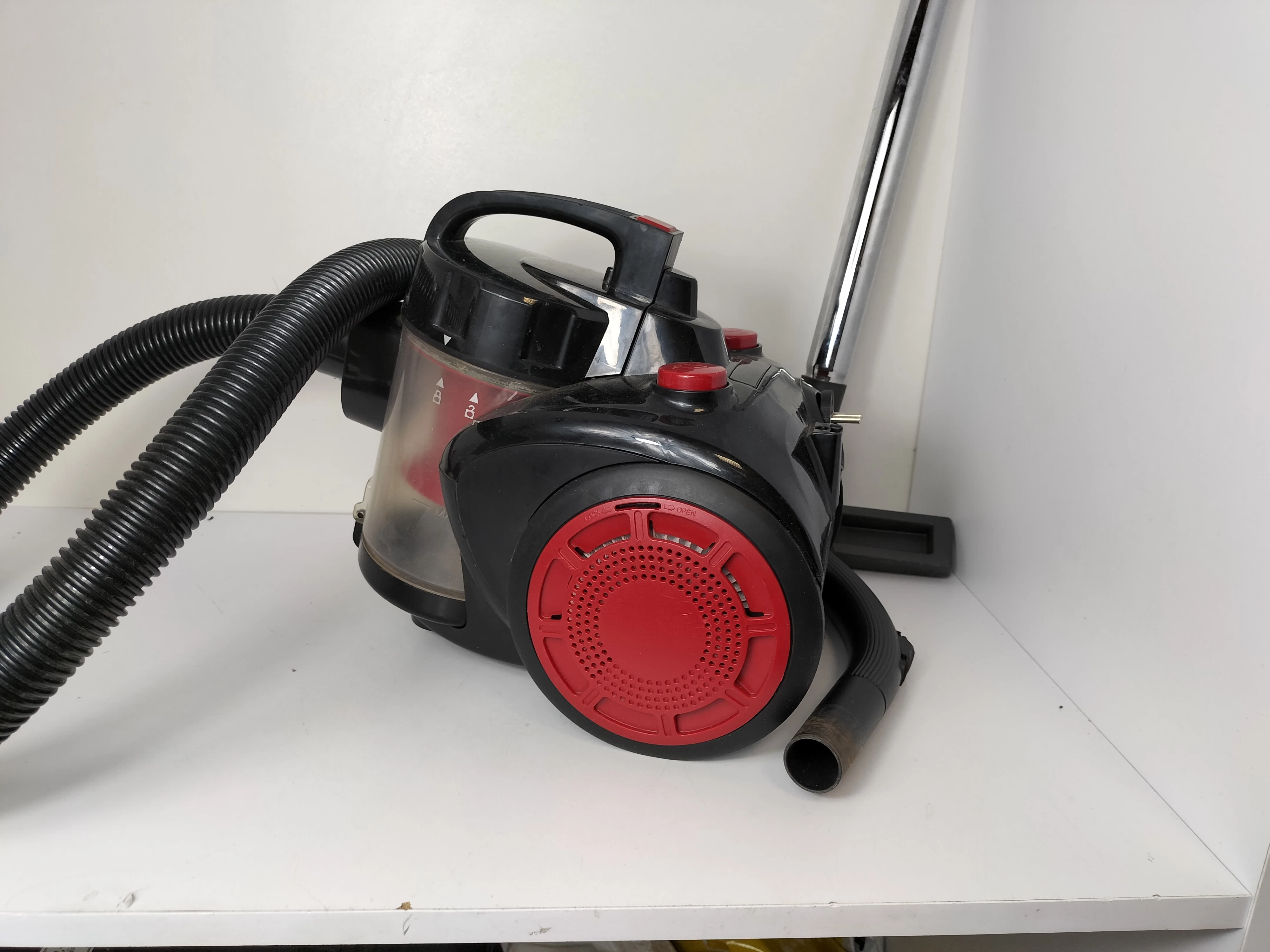 odkurzacz-bezworkowy-ok-stan-uzywany