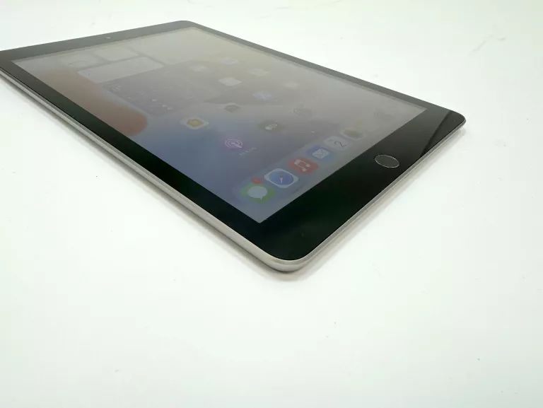 TABLET IPAD (5. GENERACJI) WI-FI + CELLULAR 128GB