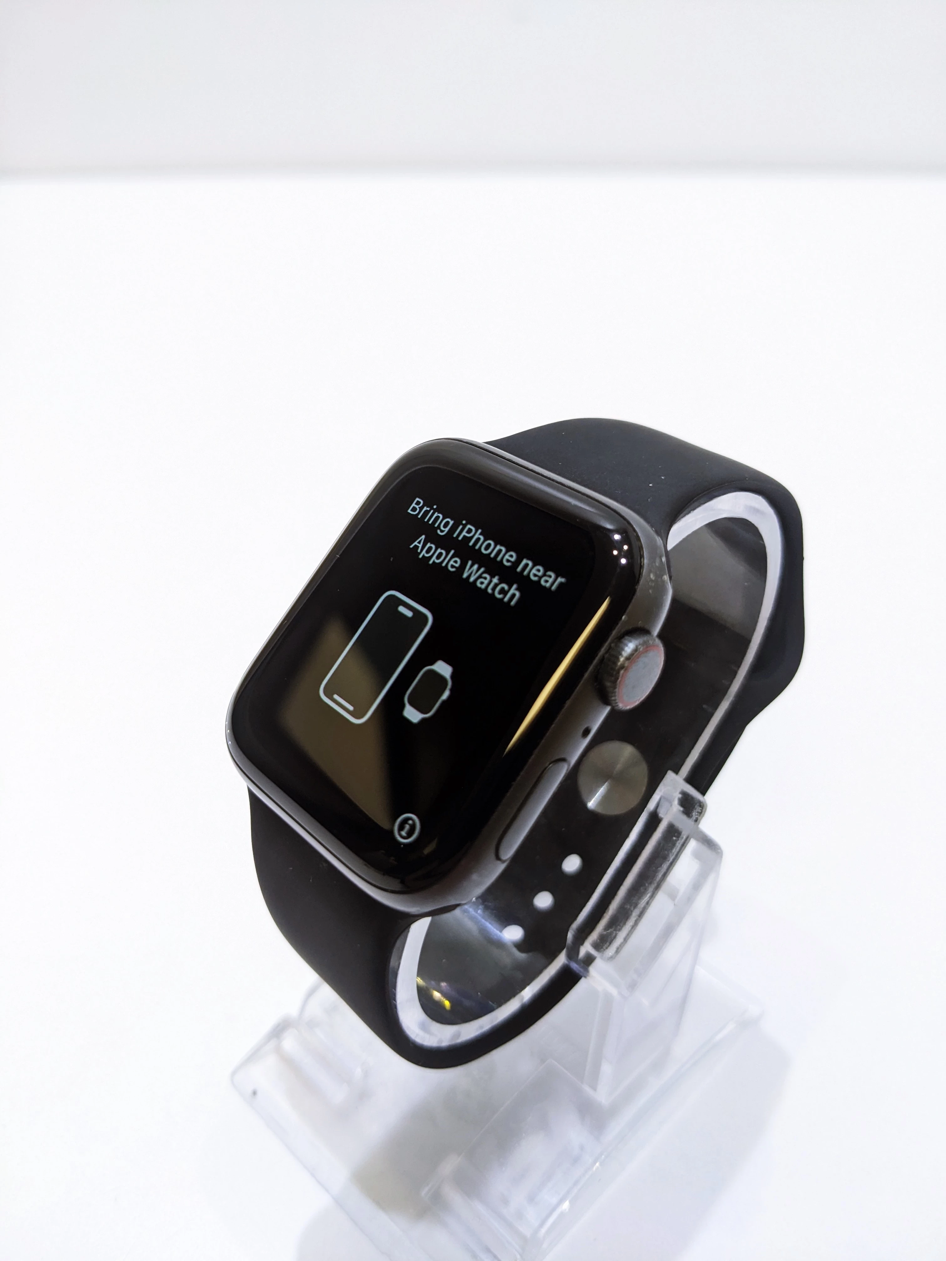 apple-watch-series-5-cellular-alu-44mm-a2157-lokalizator-gps-tak