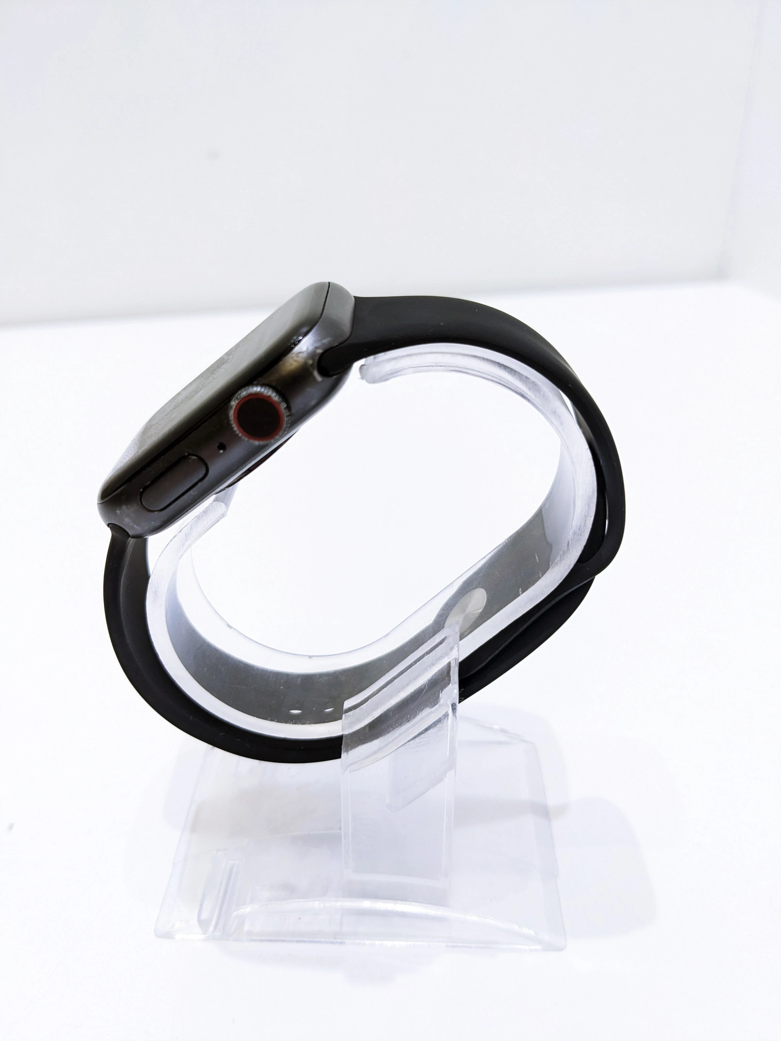 apple-watch-series-5-cellular-alu-44mm-a2157-stan-uzywany