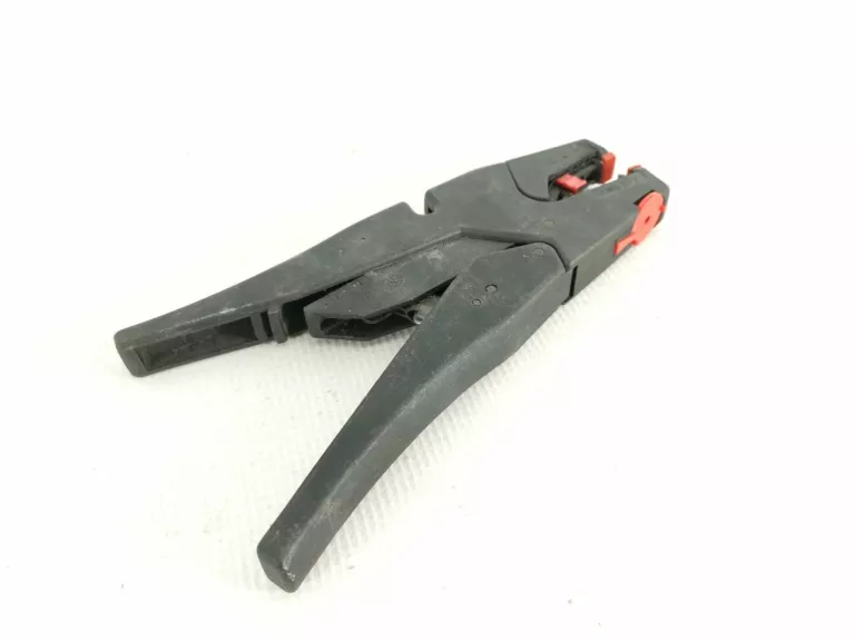 ŚCIĄGACZ IZOLACJI KNIPEX 12 40 200 0,03 MM2 - 10 MM2
