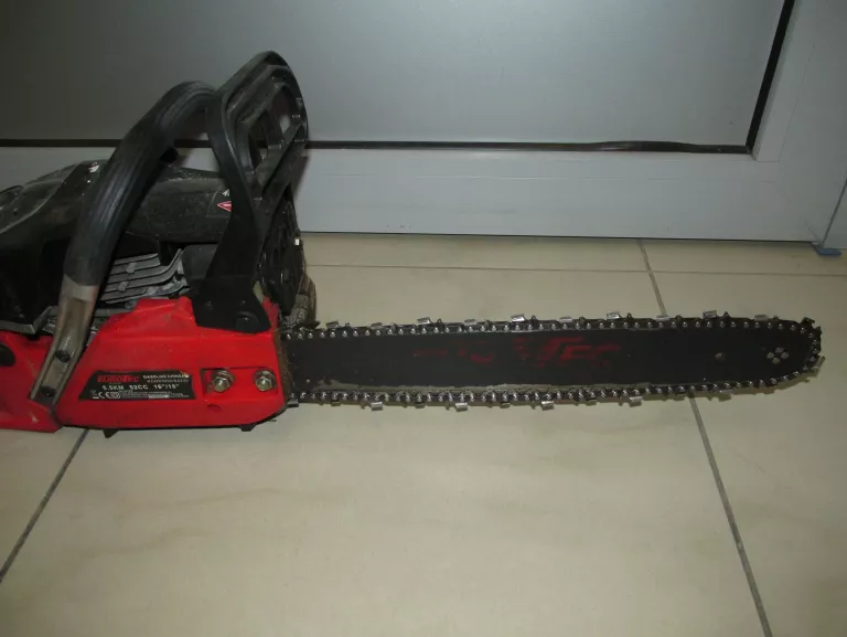 pila-spalinowa-eurotec-52cc-uszkodzona-marka-248811-1021561