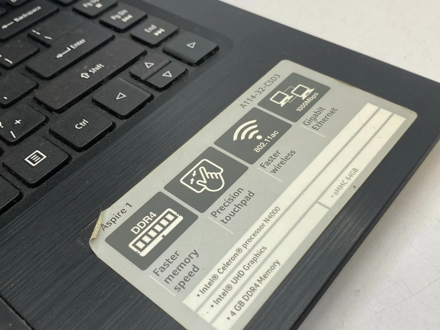laptop-acer-aspire-1-wielkosc-pamieci-ram-4-gb