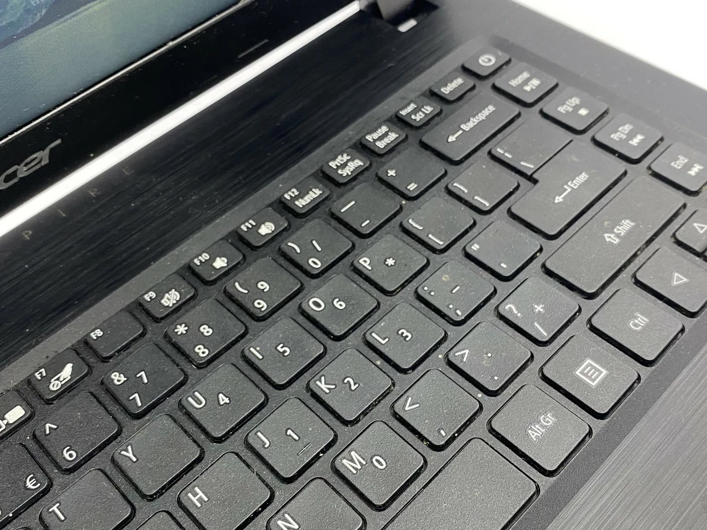 laptop-acer-aspire-1-liczba-rdzeni-procesora-2