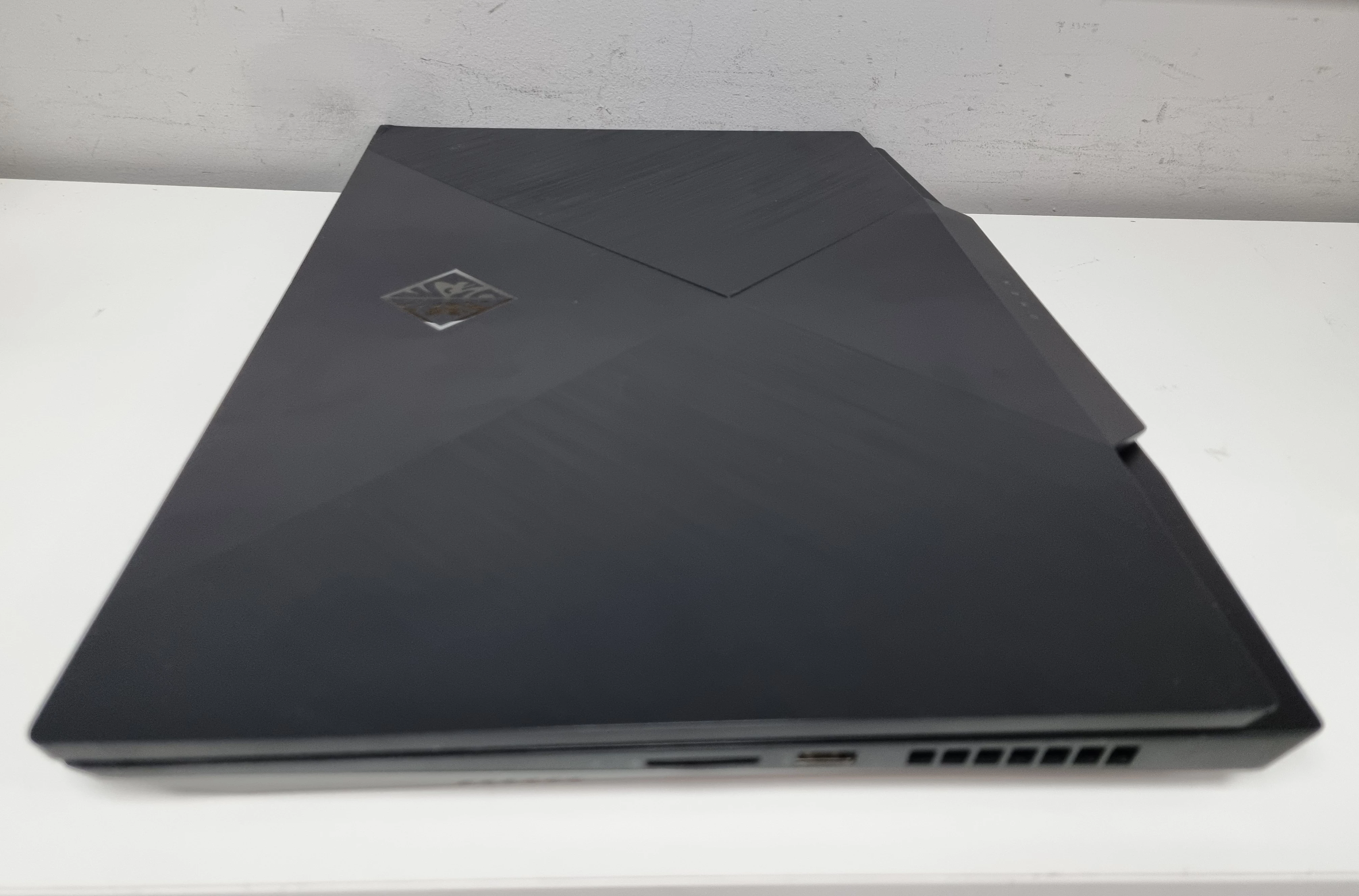 laptop-hp-omen-17-cb1004nw-i7-10750h16gb512win10-rtx2060-144hz-pojemnosc-dysku-512