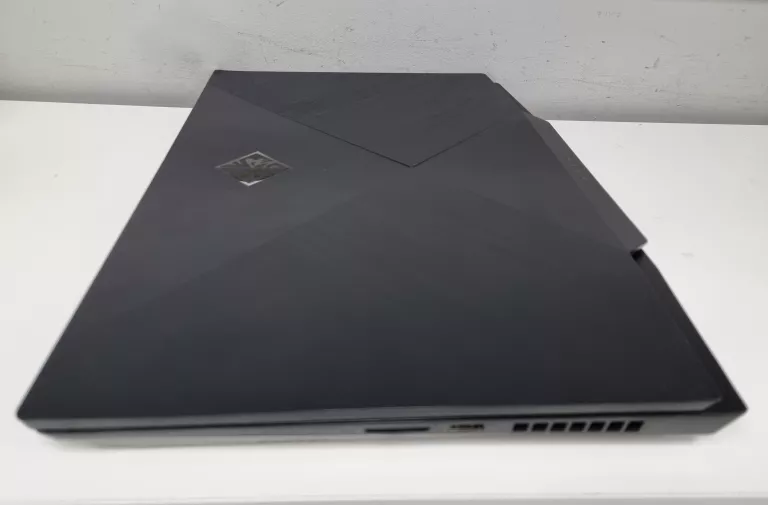 laptop-hp-omen-17-cb1004nw-i7-10750h16gb512win10-rtx2060-144hz-pojemnosc-dysku-512
