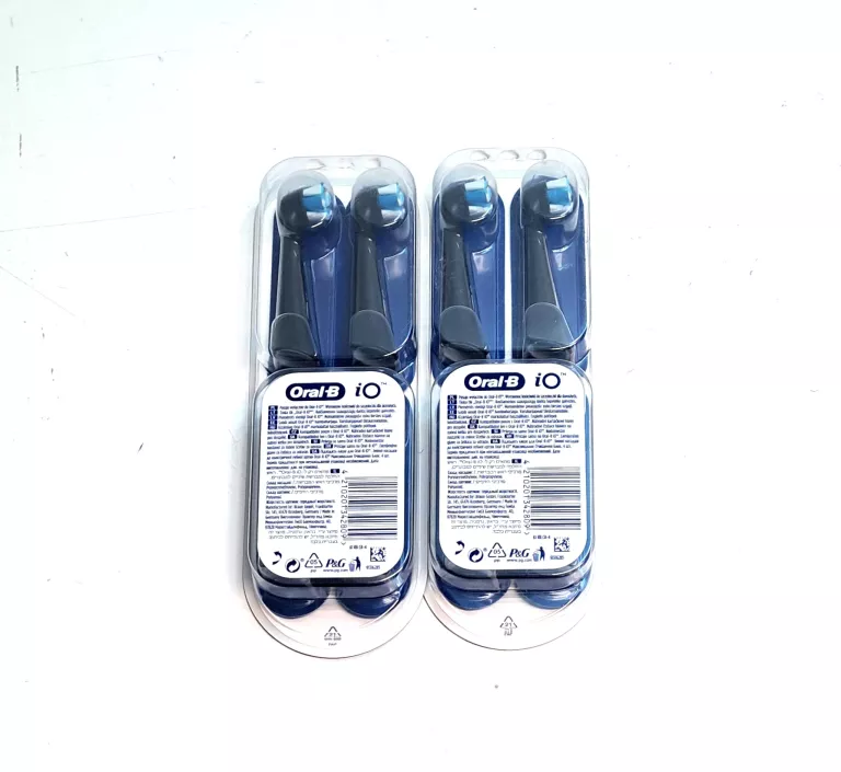 KOŃCÓWKI ORAL B IO ULTIMATE CLEAN 4 SZT CZARNE
