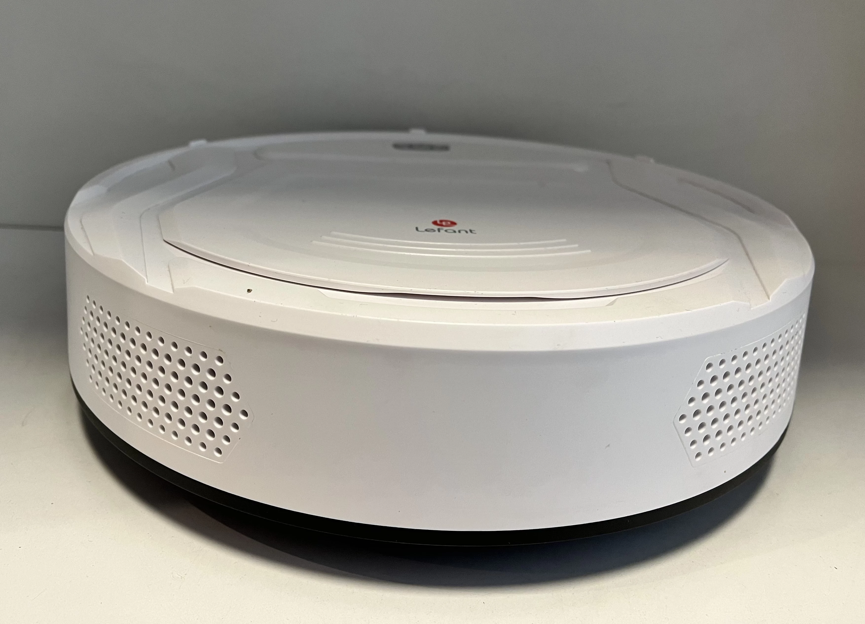 robot-sprzatajacy-lefant-m210-moc-zasysania-1800-pa-brak-piilota-stan-uzywany